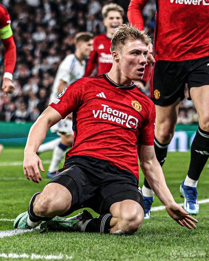 从曼联弃将到意甲功臣：霍伊伦首秀破门，红魔竟成 “意甲供应商”